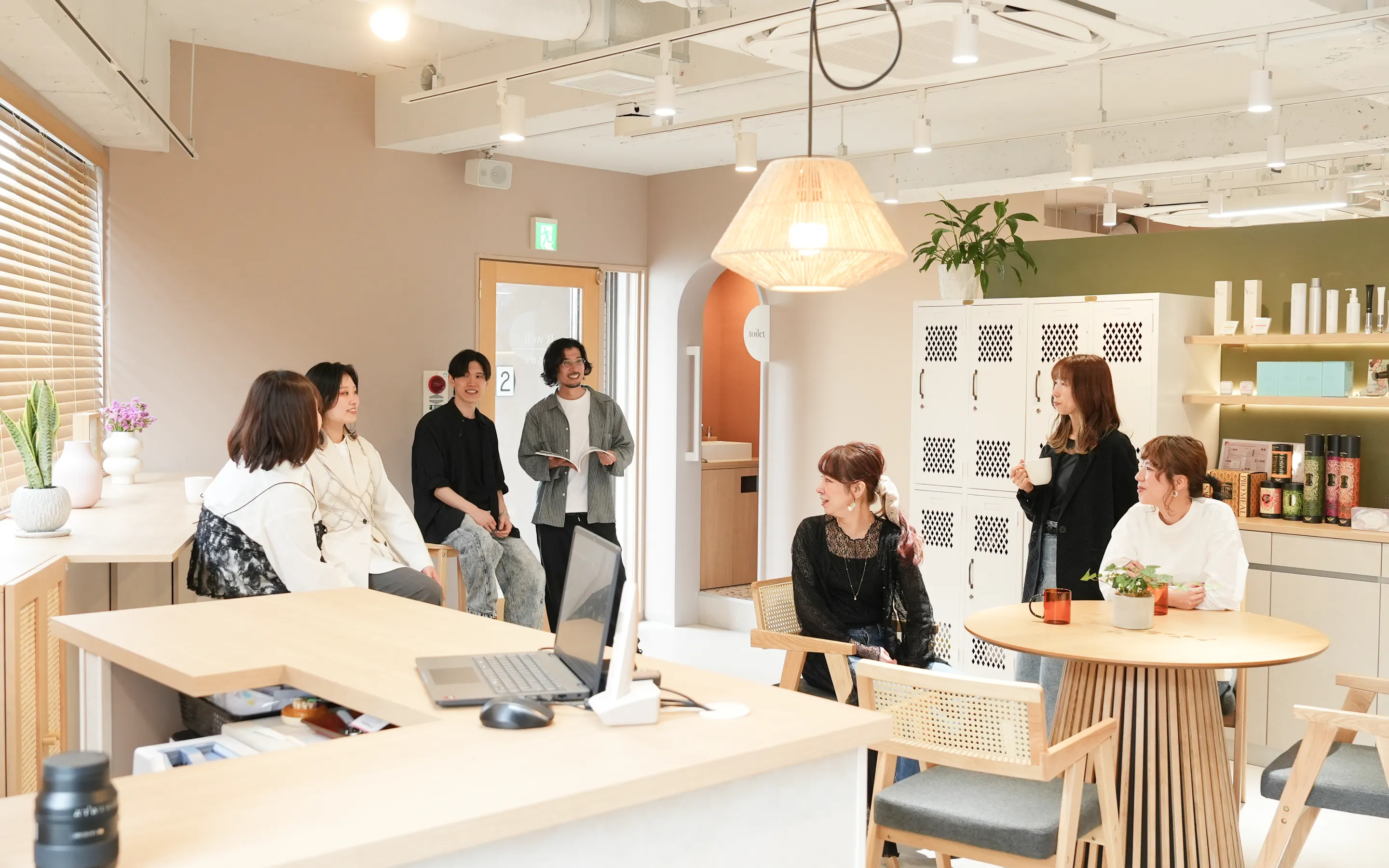 ラゾアミスタ店舗内の様子